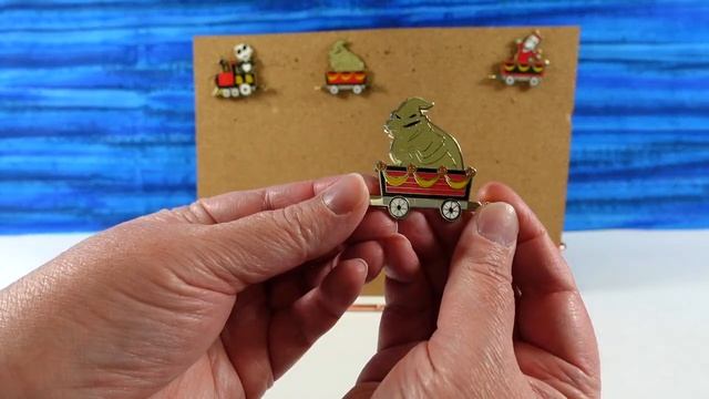 Disney Nightmare Before Christmas Train Mystery Pin Collection Unboxing | CollectorCorner смотреть онлайн