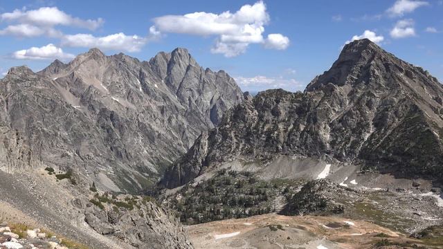 Hiking in the Grand Teton National Park, Wyoming, USA [Amazing Places 4K] смотреть онлайн