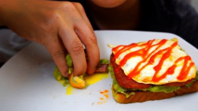ASMR - AVOCADO TOAST, EGGS, SPAM смотреть онлайн