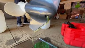 Замена масла в редукторе лодочного мотора Yamaha 9,9/15