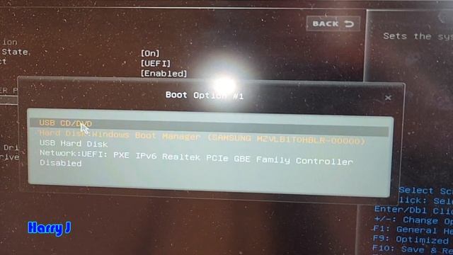 Boot from USB flash drive for install windows in MSI Bravo смотреть онлайн