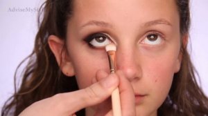 How to look OLDER with MAKEUP when having a Baby Face?