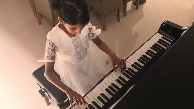 Piano Recital - Minuet, Mazurka & Sailors' Dance смотреть онлайн