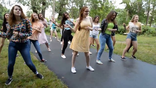 Танец ко ДНЮ ФОТОГРАФА. Бобруйск 2016 смотреть онлайн