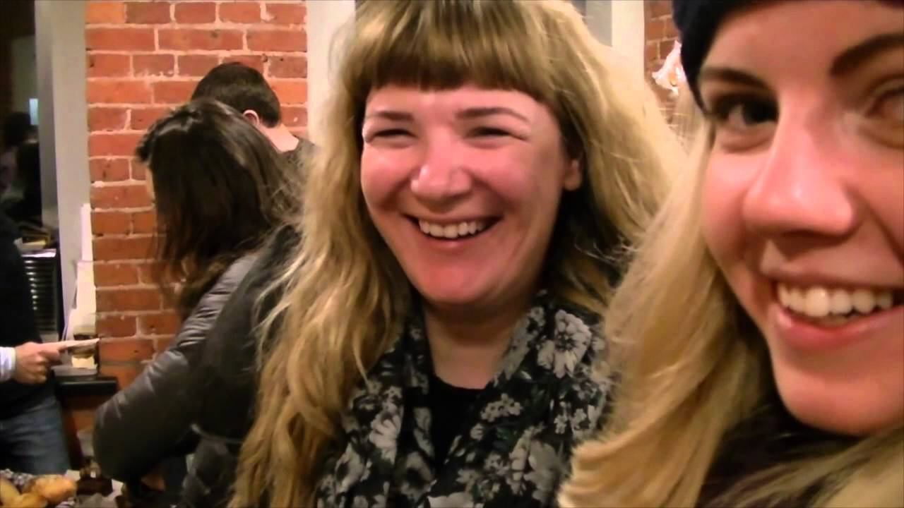 Важно ли произношение?Рождественский базар в INSTITUT FRANÇAIS. смотреть онлайн