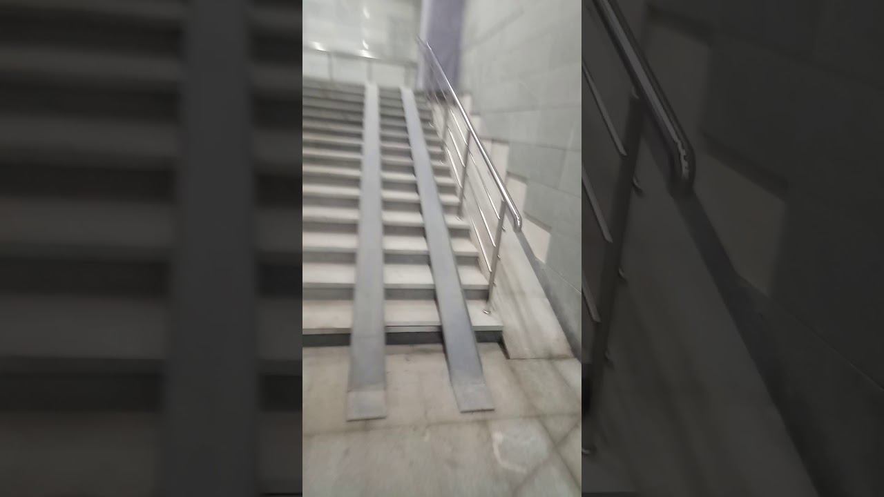 На станции МЦД "Славянский бульвар" открыли новый подземный переход смотреть онлайн