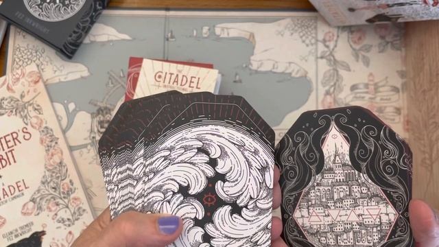 The Citadel Oracle - It's a Deck! It's a Game! It's Both! смотреть онлайн