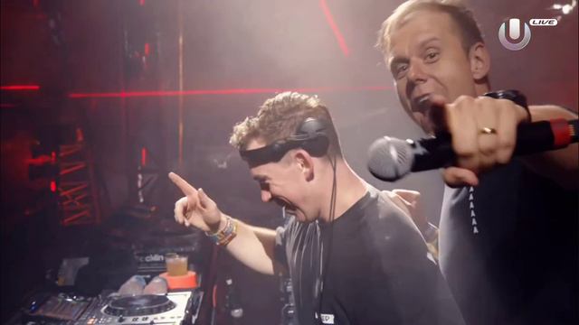 Hardwell & Armin van Buuren - I Follow The Light (ULTRA MIAMI 2024 LIVE) смотреть онлайн
