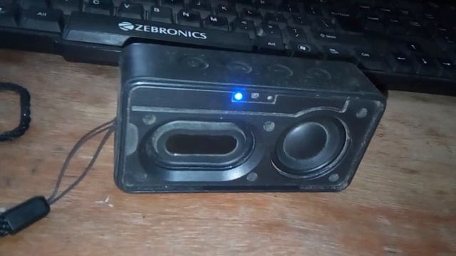 Philips BT64 BASS TEST(bass boosted) смотреть онлайн