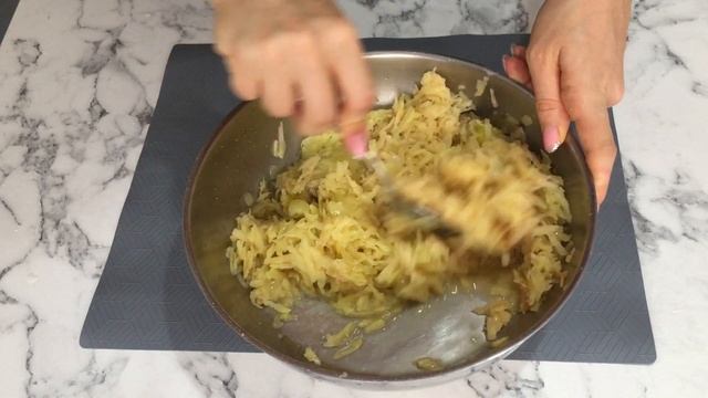Драники из картофеля и лука - нет ничего проще! смотреть онлайн