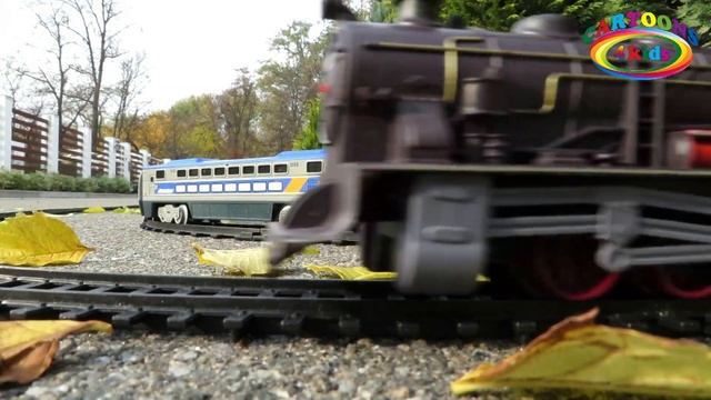 Поезд и Железная дорога игрушка видео для детей смотреть онлайн