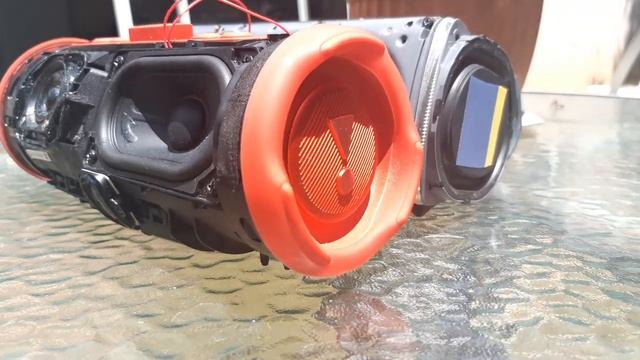 JBL CHARGE 5 AND SONY XB33 WARPING?? смотреть онлайн