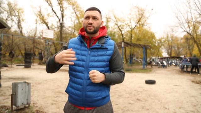 Как правильно бить в драке чтобы не выбить пальцы смотреть онлайн