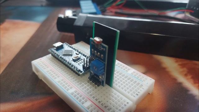 Sun tracker with ARDUINO - The prototype - with code смотреть онлайн