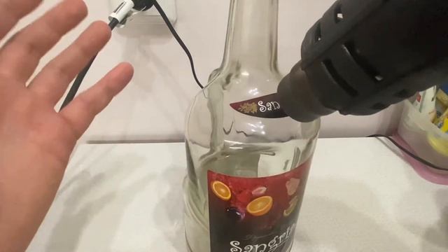 Как быстро отклеить этикетку на бутылках смотреть онлайн