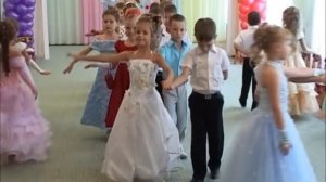 ВХОД на Выпускной бал в детском саду  Музыкальный руководитель и хореограф  Лукашенко О. А.