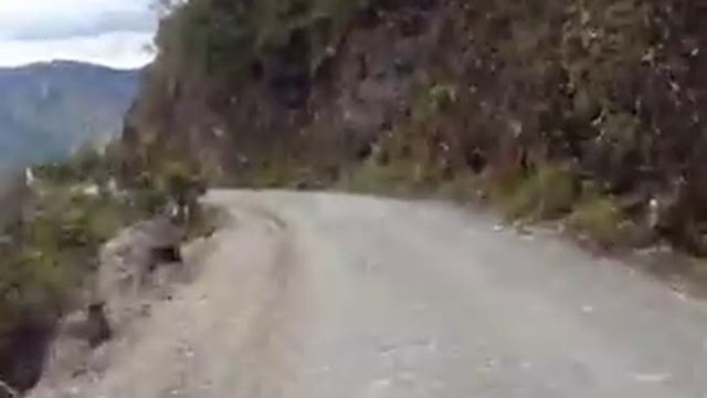 MTB, Parque Podocarpus, near Loja, Ecuador смотреть онлайн