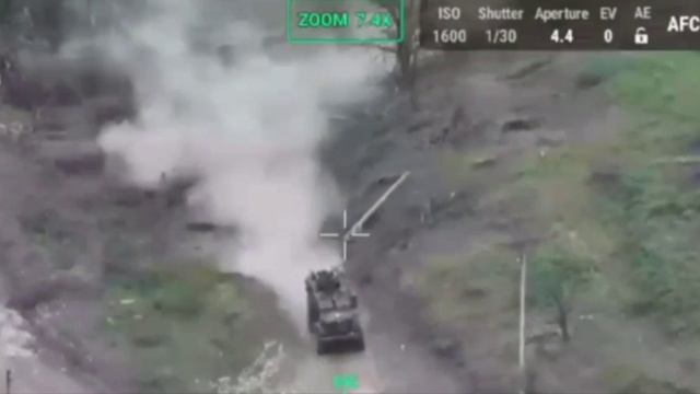 Новая дорога смерти ВСУ, на этот раз к западу от микрорайона Канал в Часов Яре.
 
98-я ВДД ВДВ продо смотреть онлайн