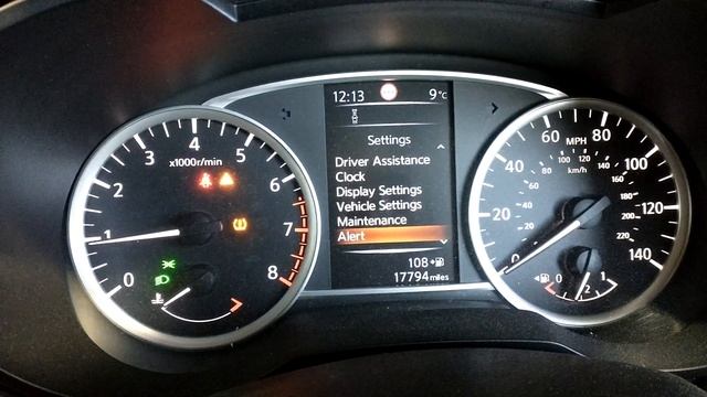 Nissan Micra 2018 onwards how to Reset the TPMS tyre pressure warning light смотреть онлайн