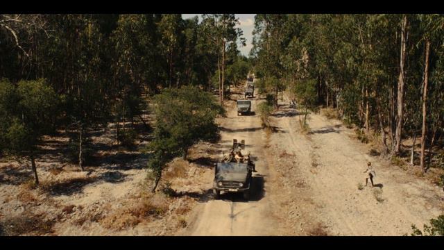 Trailer de Nação valente — Tommy Guns subtitulado en inglés (HD) смотреть онлайн