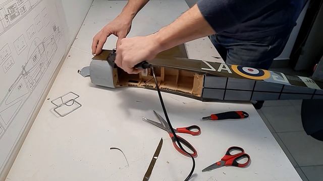 oklejanie folią - poradnik modelarza смотреть онлайн