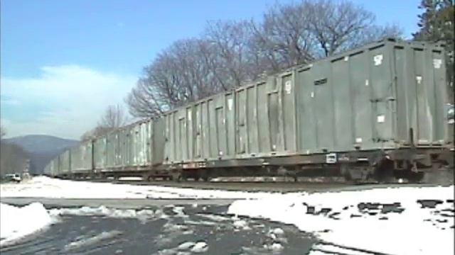 A Bonga and a grey ghost in the snow on Q-409 смотреть онлайн