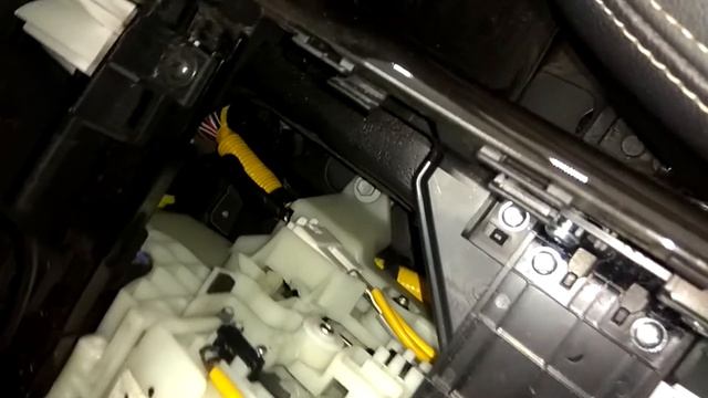 соренто не работает блокировка акпп