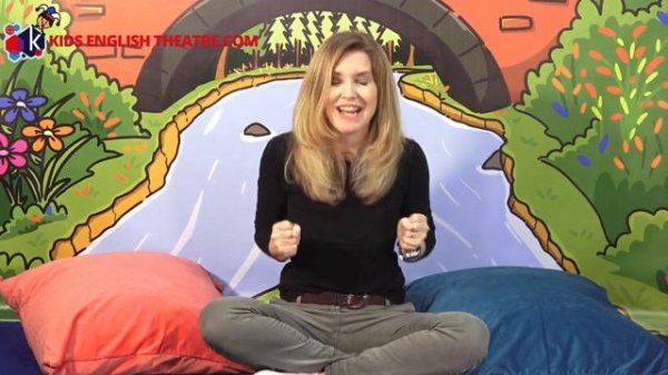 Ice-Breakers for ESL - Clap, Clap Name // Kids English Theatre