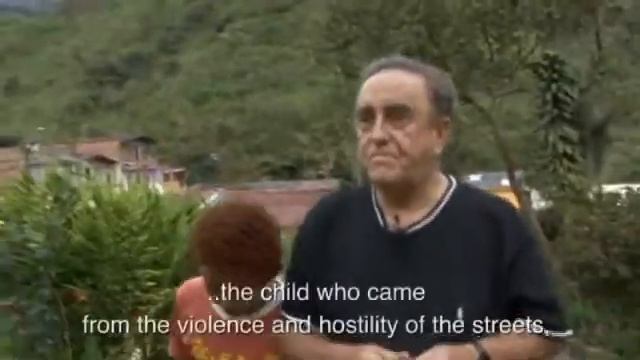 Спасение отверженных: отец Габриэль Мехиа смотреть онлайн