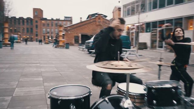 Skrillex & Diplo - Where Are U Now (Drum'n'Dance) смотреть онлайн