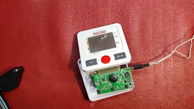 Ремонт тонометра Gamma Optima. Не качает компрессор. Ошибка E1. смотреть онлайн