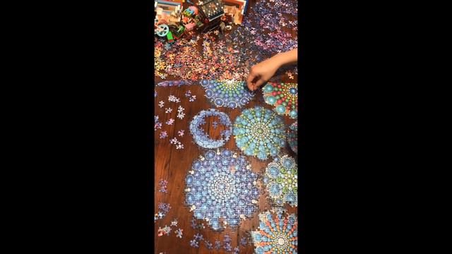 Ravensburger Puzzle Solve: One Dot At A Time. Time-lapse, 1500 Pieces смотреть онлайн