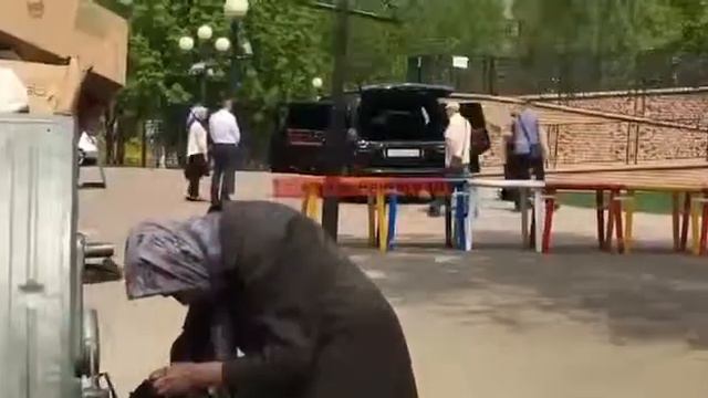 Блеск и нищета России православной... смотреть онлайн