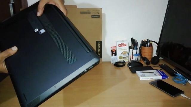 Unboxing Lenovo s340 core i3 8th generation 120GB m.2 SSD, 1TB HDD, 8GB RAM смотреть онлайн