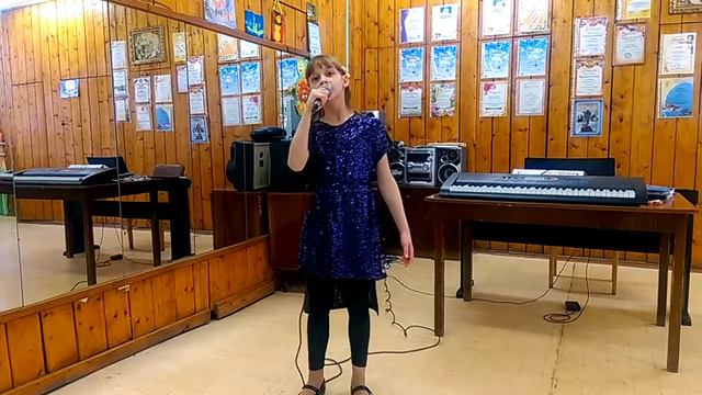 "Парус детства",поёт Софья Курносова смотреть онлайн