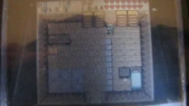 LOZ Oracle of Ages: Random Glitch w/ bad lighting, bad camera, etc. смотреть онлайн