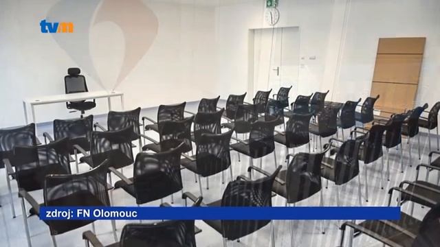 Modrý monoblok ve fakultní nemocnici má novou nástavbu za bezmála 109 milionů смотреть онлайн