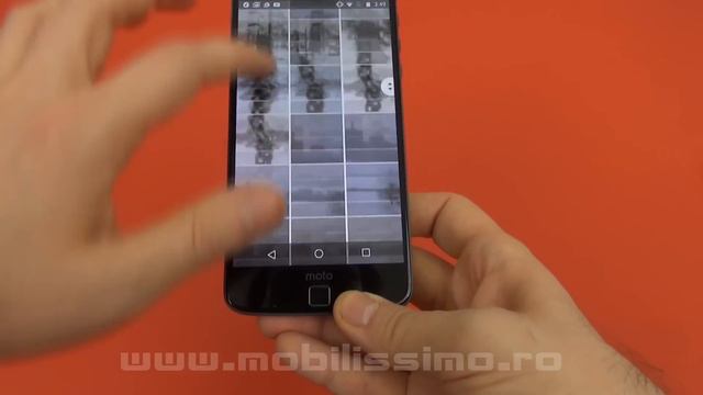 Prezentare Moto Mods Hasselblad True Zoom pentru Moto Z (Modul cameră foto cu zoom optic 10X) смотреть онлайн