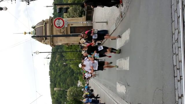 32 километр Пражского марафона 2014 г. смотреть онлайн