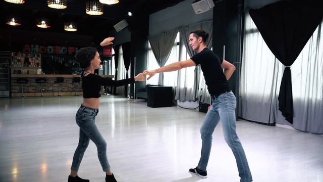 Alexey Vorotnikov, Ilmira Galieva - Modern Swing/West Coast Swing смотреть онлайн