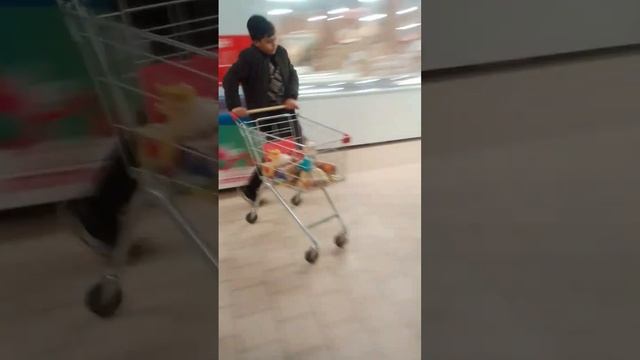 открывай ворота приехала суета смотреть онлайн