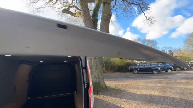 Walk around video of our 19/69 Ford Transit Custom 2.0TDCI 130 EcoBlue 42k Miles Full Ford History смотреть онлайн