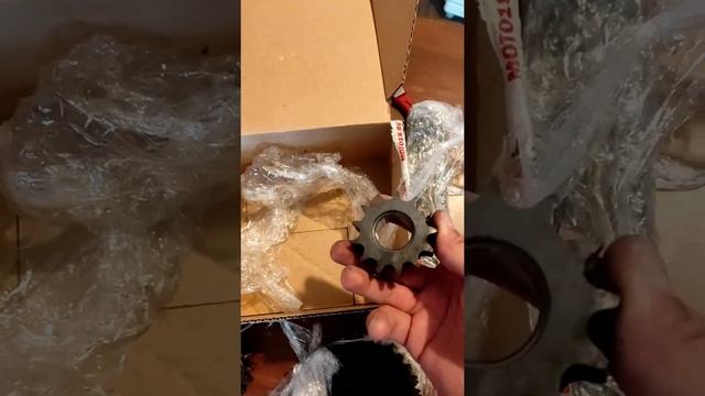 комплект цепи и звездочек с шагом 12,7 на буран 4т смотреть онлайн