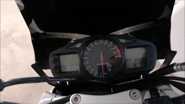 Suzuki GSR 600: cómo diagnosticar códigos (F 1) смотреть онлайн