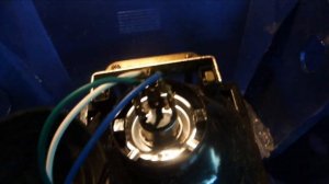 Установка лампы Н4 55\60w (Lifan LF200 GY-5)