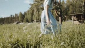 Трогательные стихи о  детстве. Автор Ах Астахова. Читает Далирика.