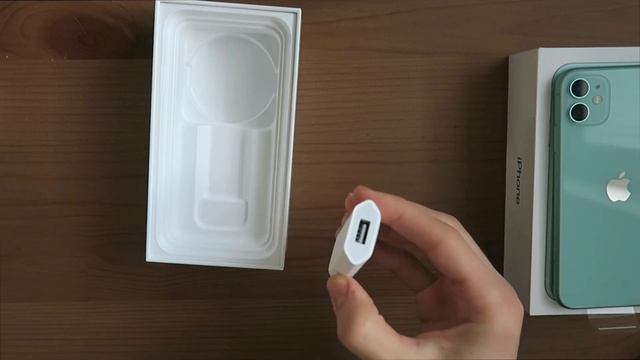 iPhone 11 Green Unboxing смотреть онлайн