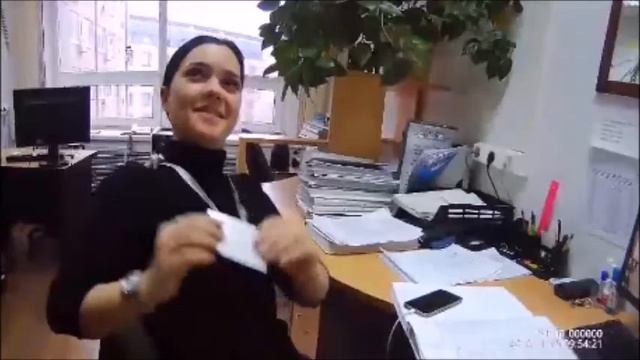Люблю жгучих брюнеток с чистыми ушами Марусь, не видя блондинок, с тампаксами в ушах Ксюш !!! смотреть онлайн