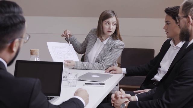 Продлили загранпаспорт - пригласили в миграционную службу Германии смотреть онлайн