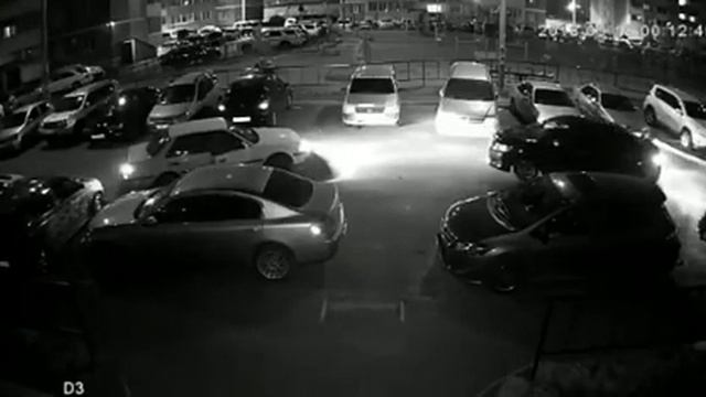 Стукнул машину и уехал смотреть онлайн